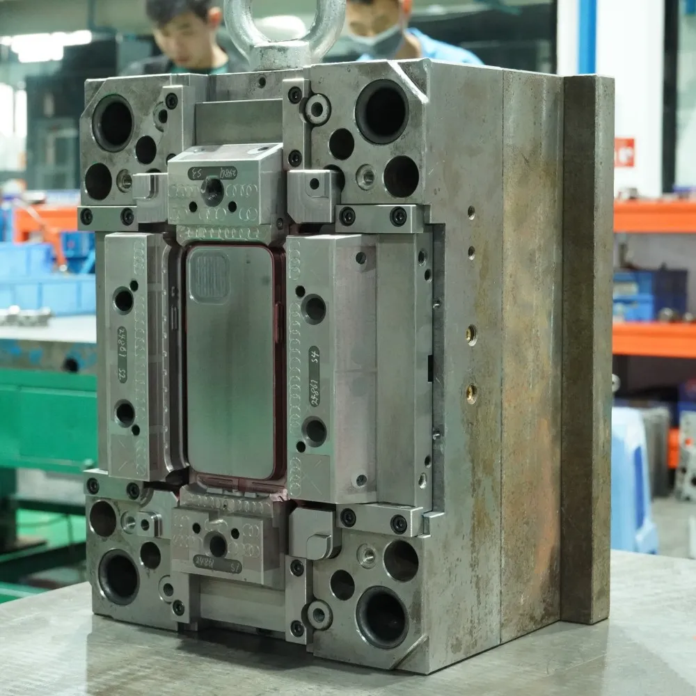 Phone Case Injection mold