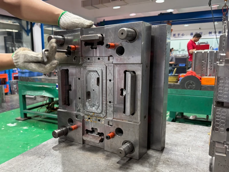 plastic injection mold gallery (9)