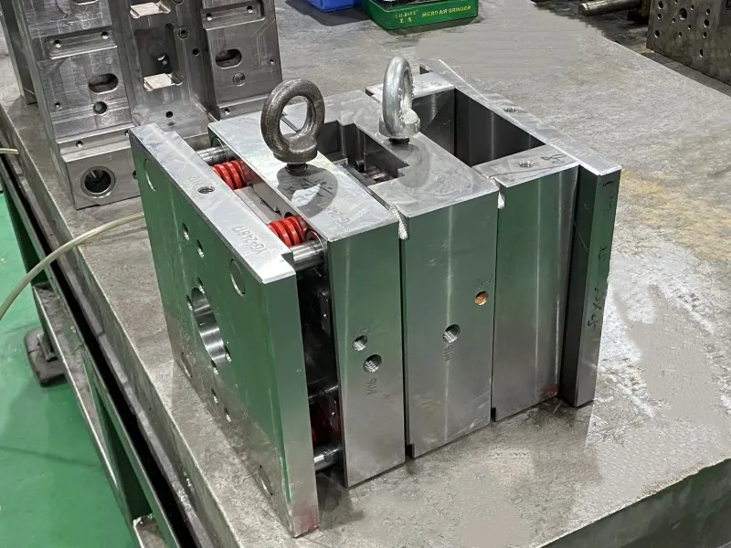 plastic injection mold gallery