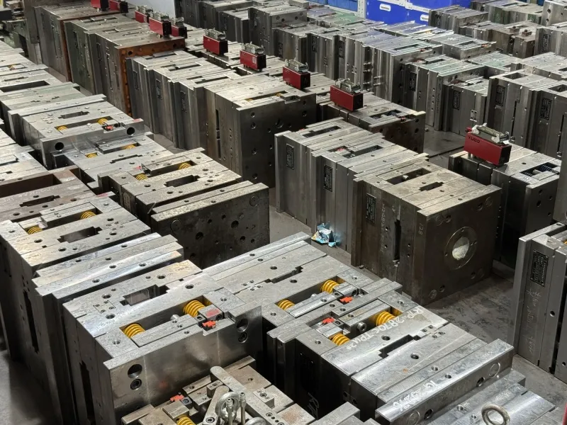 plastic injection mold gallery (13)